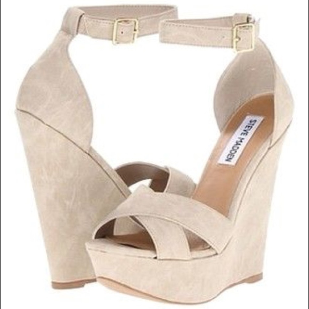 Steve Madden Xenon Beige Wedges